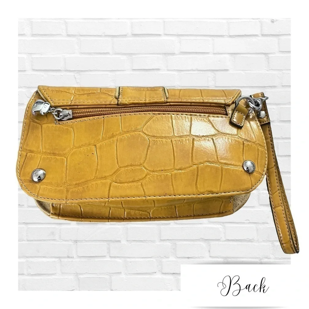 Vintage Kathy Van Zeeland Y2K Yellow Clutch Wristlet Heart Twee Indie Sleaze